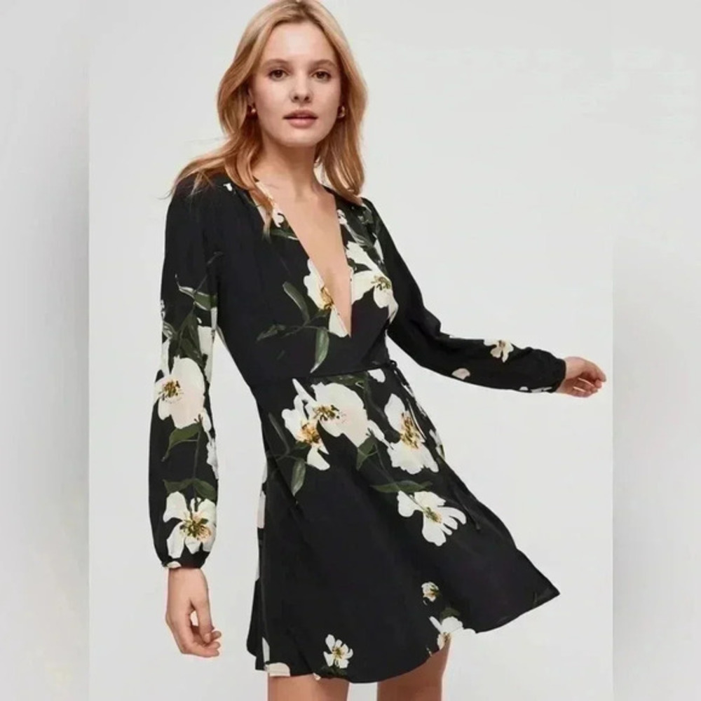 Wilfred Dress​​​​​​​​​​​​​